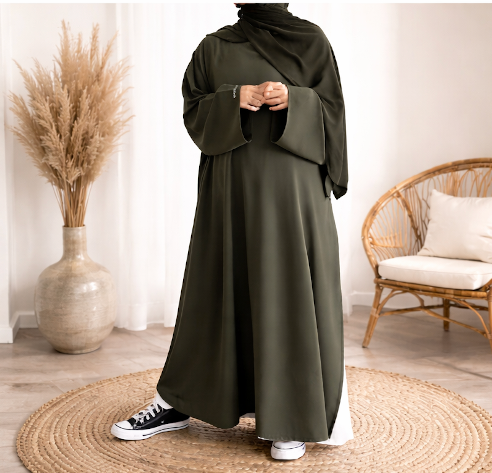 Sitr Kaki + Sous-Robe Blanche