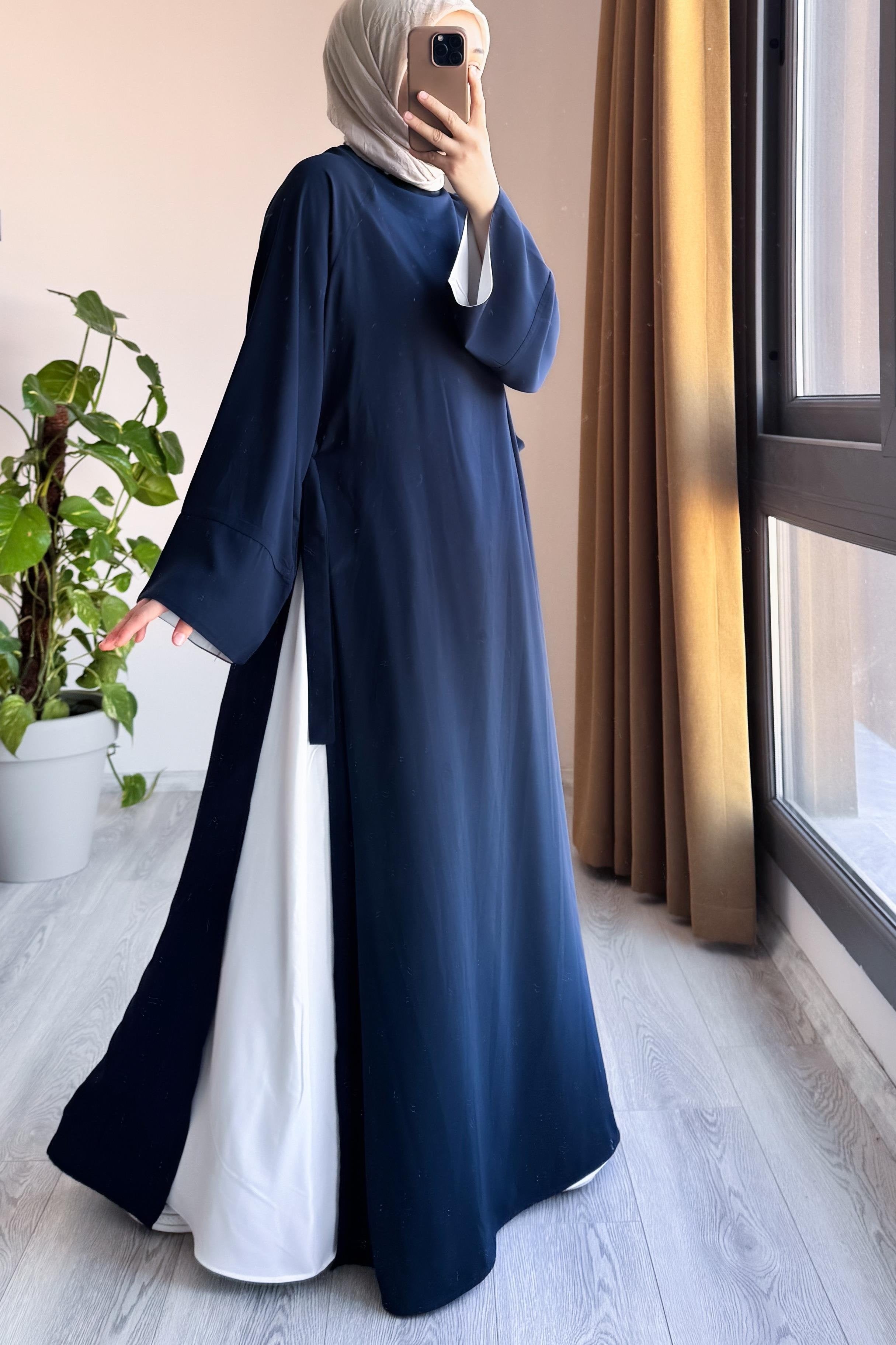 Yara – Abaya bicolore fluide et élégante